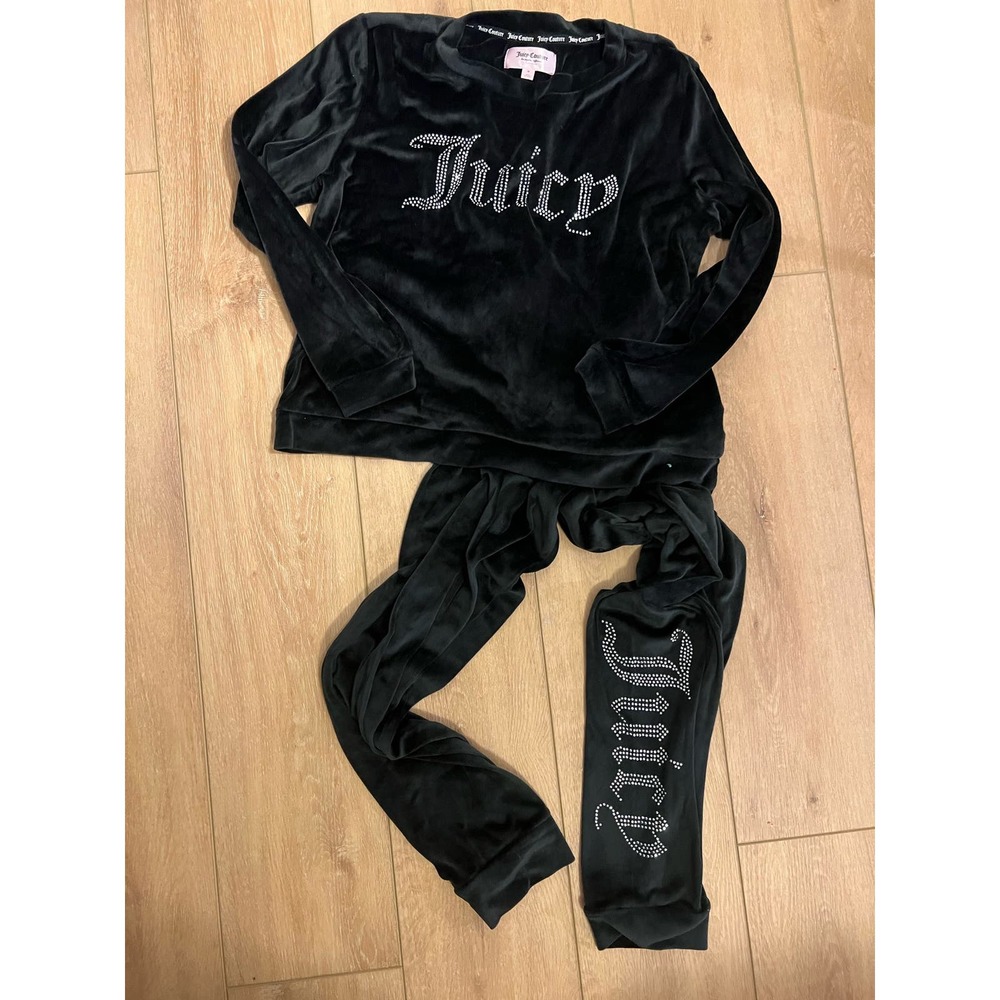 Juicy Couture Pajama Set